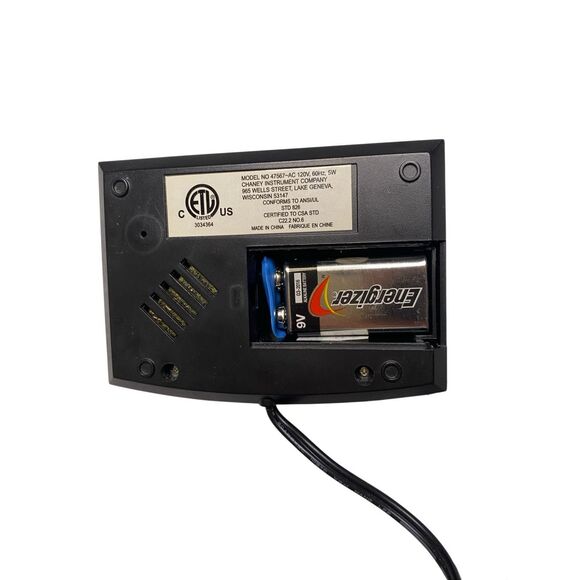 AcuRite Digital Alarm Clock Wood Grain LED Red Display Model 47567 Vintage - Picture 7 of 15